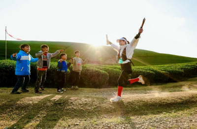 Vietnam Trail Marathon tại Mộc Châu thu hút hơn 4.000 vận động viên tham gia