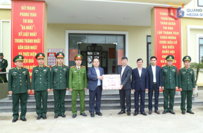 Quảng Ninh: Bí thư Tỉnh ủy thăm, chúc Tết cán bộ, chiến sĩ, lực lượng chức năng và nhân dân khu vực biên giới