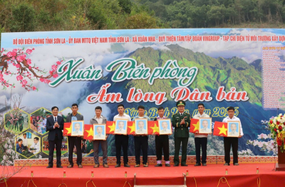 Sơn La: Tưng bừng ngày hội mùa xuân