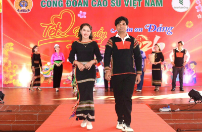 Rộn ràng 