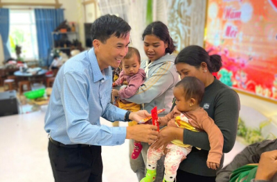 Cao su Chư Prông: Gói trọn nghĩa tình trong chuỗi hoạt động “Tết sum vầy”