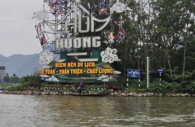 Lễ hội Chùa Hương 2026: Không còn cảnh chen lấn, xô đẩy, chèo kéo du khách