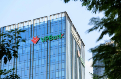 Thành viên HĐQT VPBank đăng ký mua 30 triệu cổ phiếu VPB