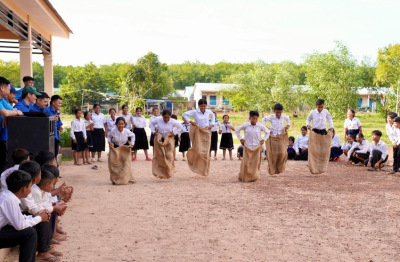 Ấm áp chương trình chăm lo thiếu nhi của Cao su Chư Sê – Kampong Thom