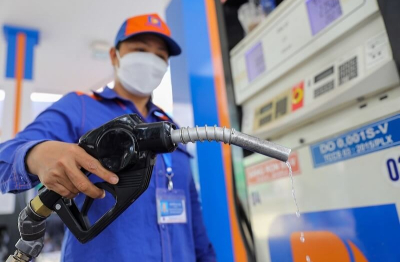 Phản ánh của người dân sau 15 ngày xăng E10 được bán trên toàn quốc