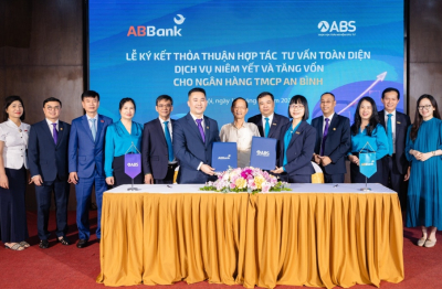 ABBank và ABS ký kết thỏa thuận hợp tác tư vấn toàn diện dịch vụ niêm yết và tăng vốn điều lệ