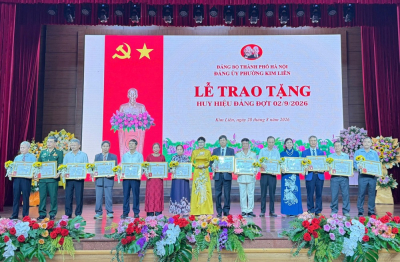 Trọng Thể Lễ Trao Tặng Huy Hiệu Đảng Đợt 02/09/2026 Của Đảng Uỷ Phường Kim Liên