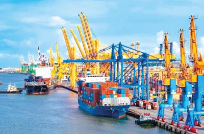 Thu ngân sách 8 tháng từ xuất nhập khẩu tăng 17,4%