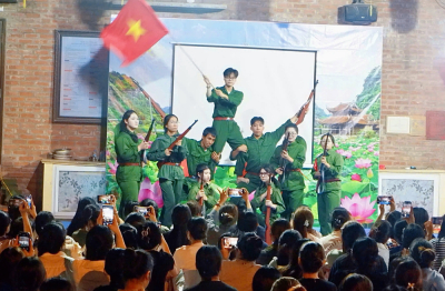 Rộn ràng những hoạt động chào mừng ngày giải phóng Thủ Đô