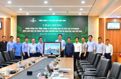 BSR và PVTrans tăng cường hợp tác trong vận chuyển dầu thô và nguyên liệu