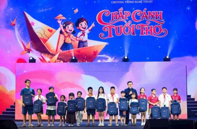Thế giới nghệ thuật đa sắc cho các em nhỏ