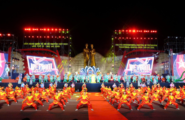 Rực rỡ đêm khai mạc Liên hoan quốc tế võ cổ truyền Việt Nam 2026 tại Gia Lai
