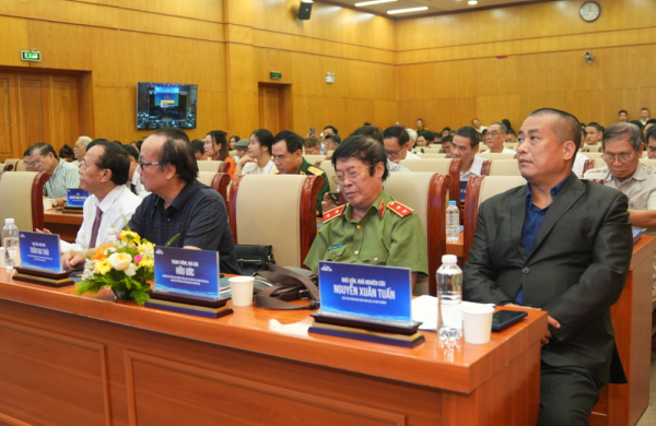  Lễ trao giải và phát động cuộc thi “Lan tỏa tri thức Con đường tương lai”