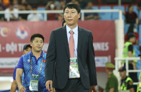 HLV Kim Sang Sik: Đỉnh cao bản lĩnh và thời khắc vàng son