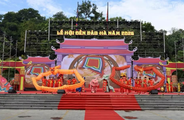 Bảo Hà mùa Lễ hội: Về miền đất thiêng, nhớ công đức Quan Hoàng Bảy