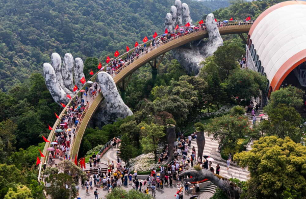 Đón làn sóng khách quốc tế lưu trú dài hạn tại Đà Nẵng