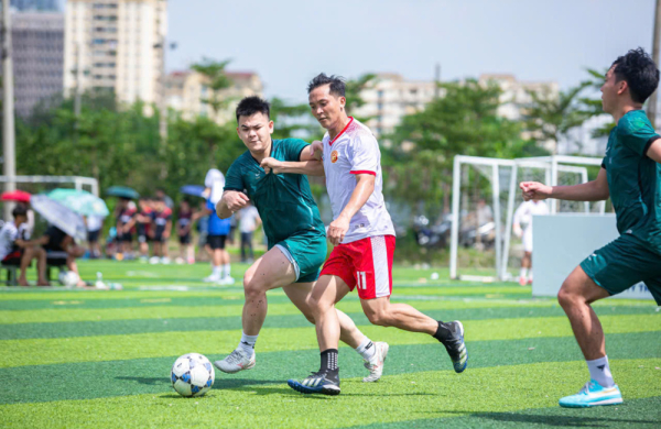 Đại chiến bán kết nghẹt thở, rực lửa đầu đài