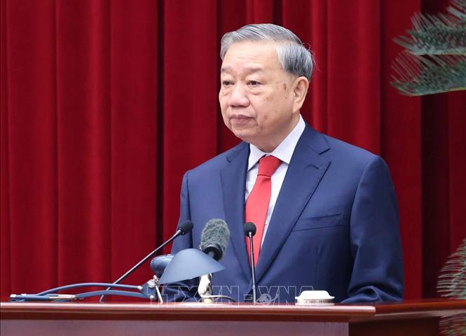 Khai mạc trọng thể Hội nghị lần thứ 2 Ban Chấp hành Trung ương Đảng khóa XIV