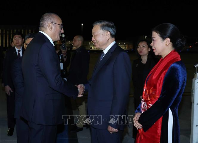 Tổng Bí thư, Chủ tịch nước Tô Lâm bắt đầu thăm chính thức Cộng hòa Pháp và dự Hội nghị Thượng đỉnh Không gian vũ trụ tại Paris