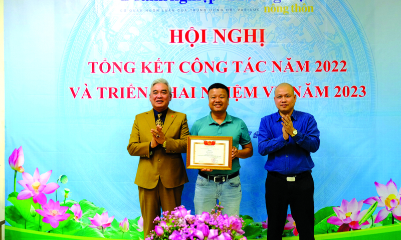 Cánh tay nối dài “đồng hành” cùng nhà nông