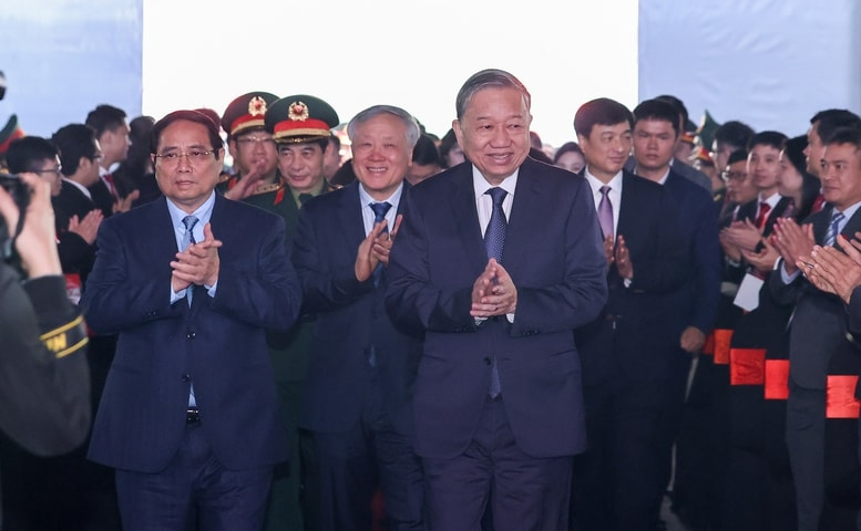 Việt Nam bước vào kỷ nguyên chế tạo chip bán dẫn