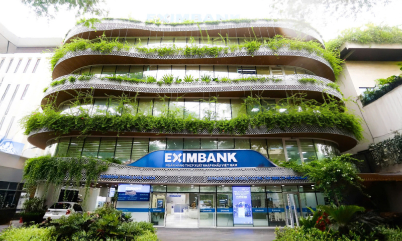 Eximbank báo lãi hơn 1.500 tỷ đồng, ưu tiên dự phòng rủi ro trong giai đoạn chuyển đổi