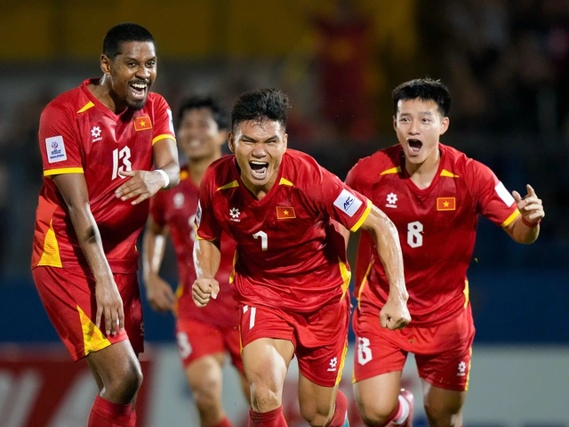 Tuyển Việt Nam khủng hoảng hàng công trước trận quyết đấu Malaysia