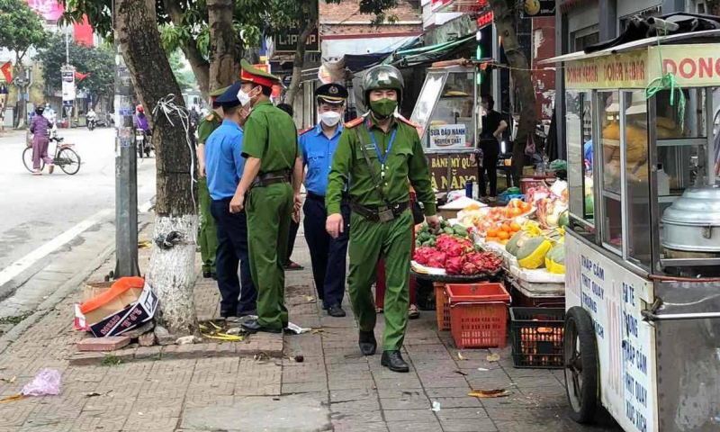 Dự kiến tăng tiền phạt hành vi lấn chiếm vỉa hè, lòng đường