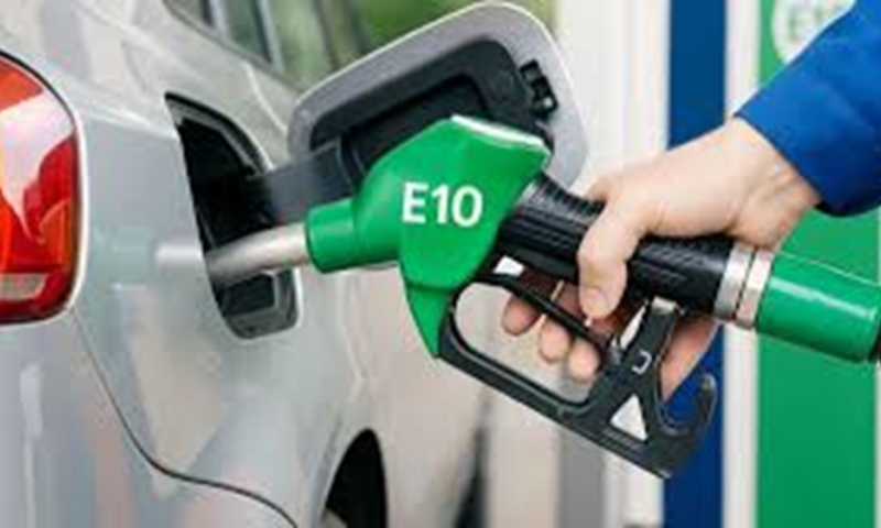Tài xế cần lưu ý gì khi xăng E10 phủ sóng?