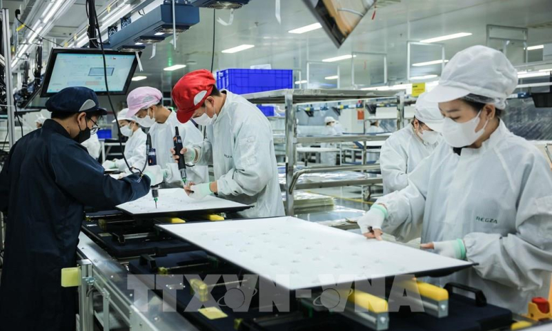 Tổng vốn đầu tư của Việt Nam ra nước ngoài tăng gấp 2,5 lần