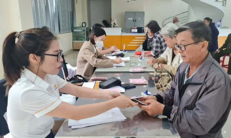 Đề xuất người đủ 70 tuổi được hưởng trợ cấp hưu trí xã hội