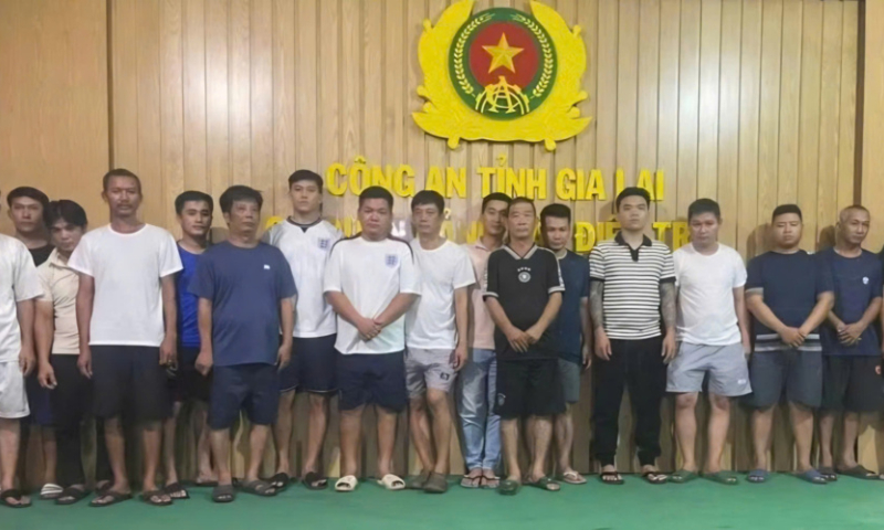 Triệt phá đường dây cá độ bóng đá, giao dịch hơn 100 tỉ đồng tại Gia Lai