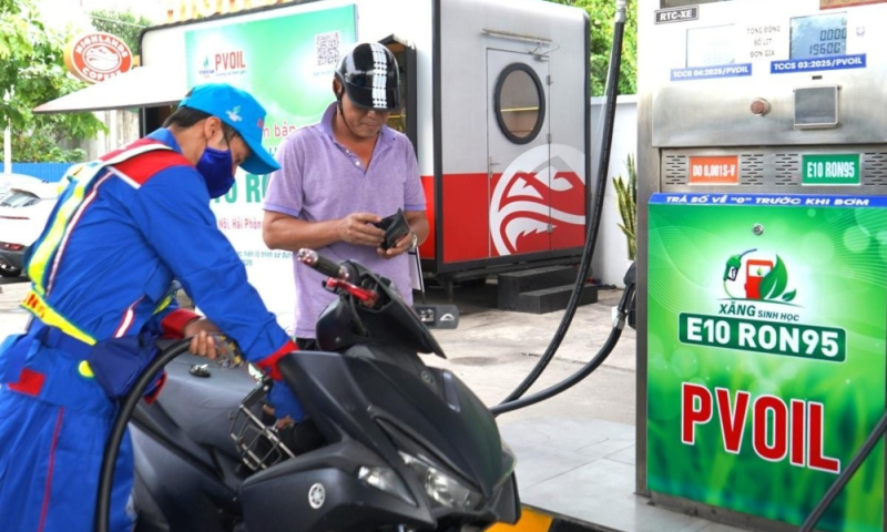 Xăng E10 bước đầu phát huy hiệu quả với môi trường