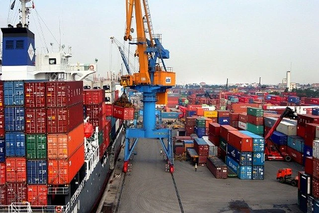 Xuất nhập khẩu lập kỷ lục mới