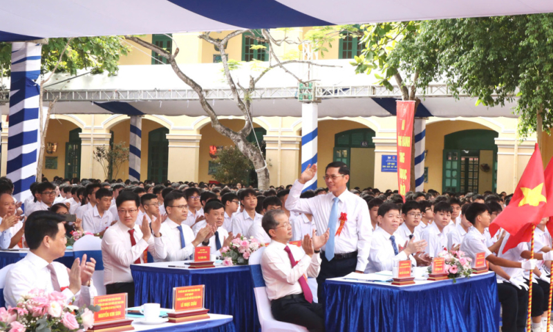 Học sinh thành phố Hải Phòng rộn ràng không khí khai giảng năm học mới 2026 – 2027