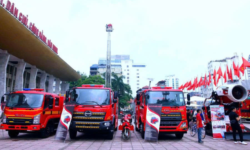 Khai mạc Triển lãm quốc tế về kỹ thuật, phương tiện PCCC&CNCH năm 2026