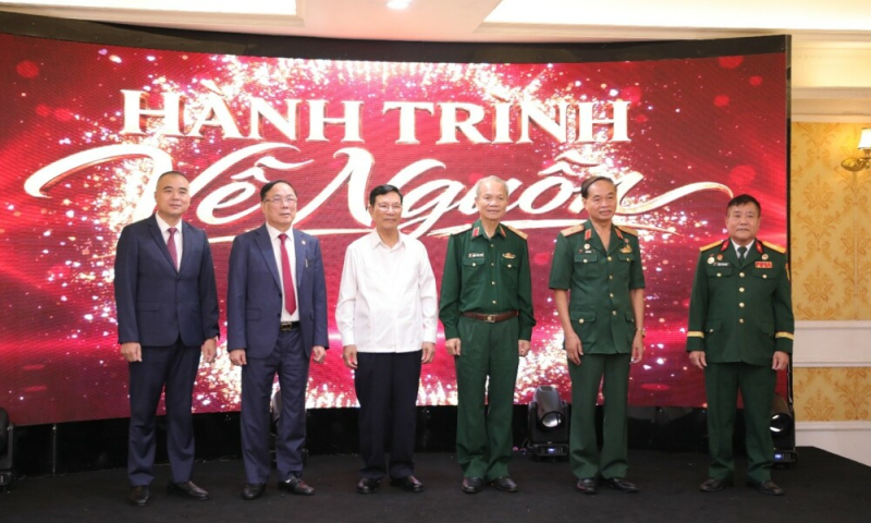 Ra mắt chương trình “Hành trình về nguồn – Trở về để biết mình từ đâu”