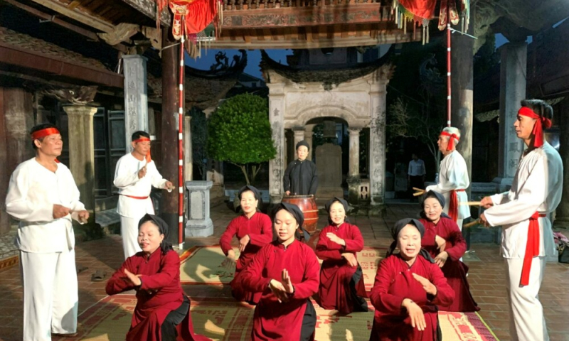 Để Hát Xoan đến gần hơn với tuổi thơ ở miền di sản
