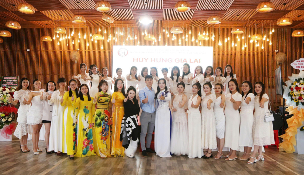 Nữ giám đốc tốt nghiệp TDTT xuất sắc chèo lái Huy Hưng Gia Lai tròn 10 năm