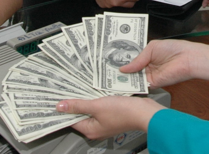 Sau tăng trưởng tín dụng 19%, chính sách tiền tệ đổi nhịp