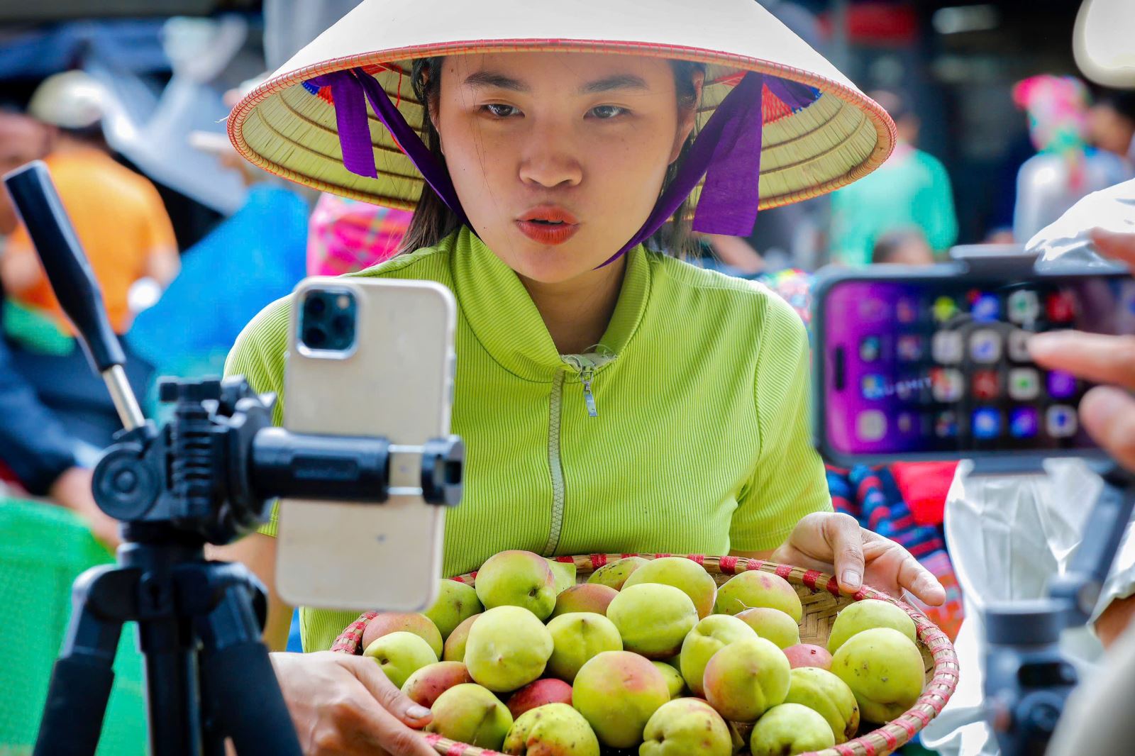 Nông sản địa phương bước vào chuỗi bán hàng số