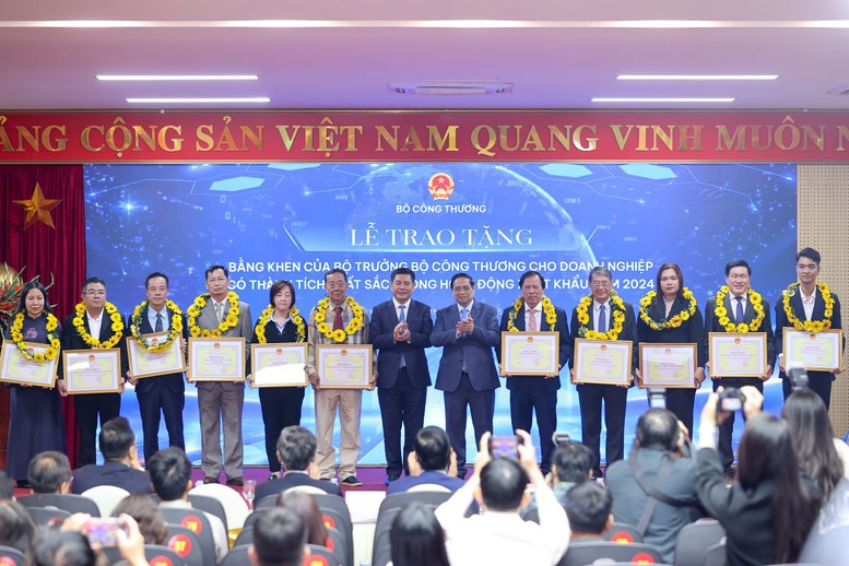 Vinamilk được Bộ Công Thương vinh danh doanh nghiệp xuất khẩu tiêu biểu