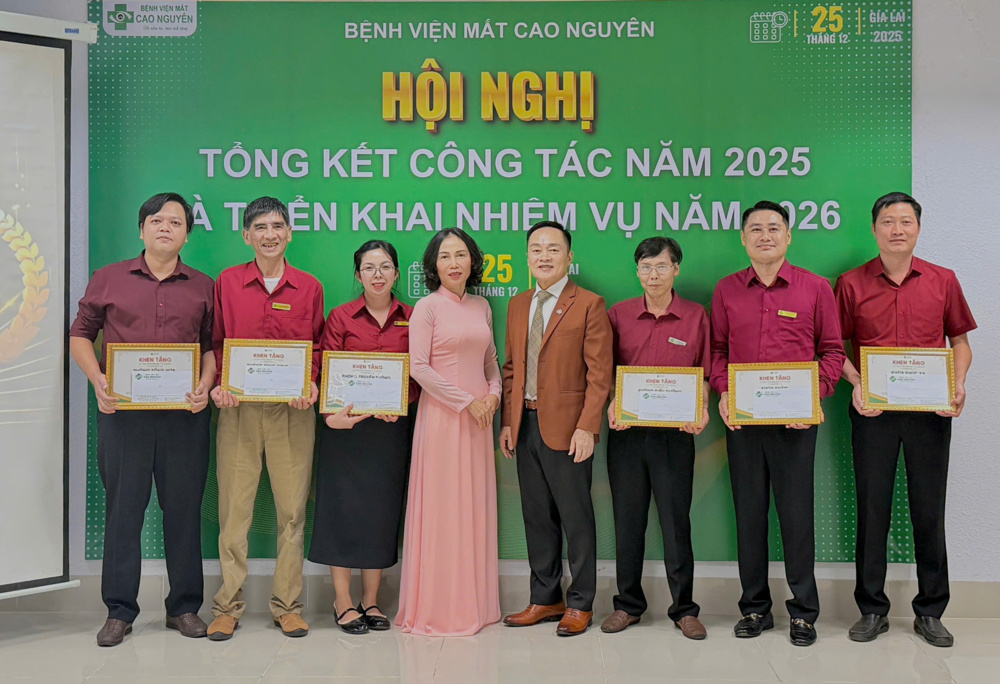 Một bệnh viện tại Gia Lai thưởng Tết nhân viên 5 tháng lương