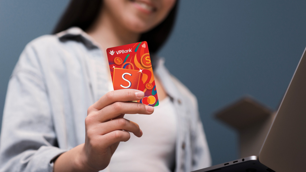 Nhẹ gánh sắm Tết nhờ bí kíp VPBank S Rewards Mastercard