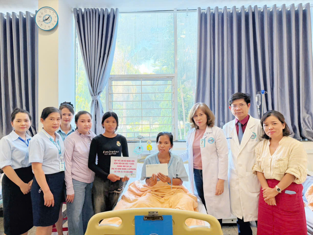 Bệnh viện Đại học Y Dược – HAGL: Thắp sáng hy vọng cho bệnh nhân nghèo nước bạn