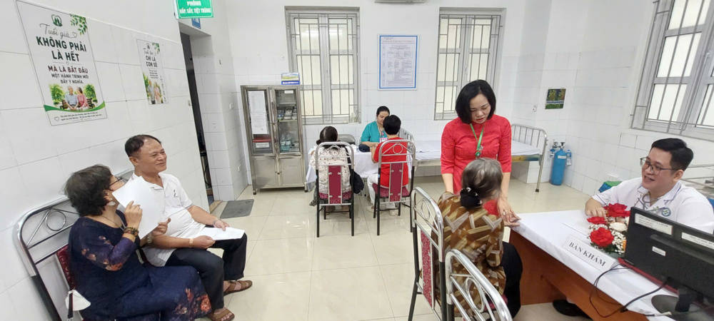 Phường Bồ Đề : khai trương Cơ sở chăm sóc người cao tuổi ban ngày